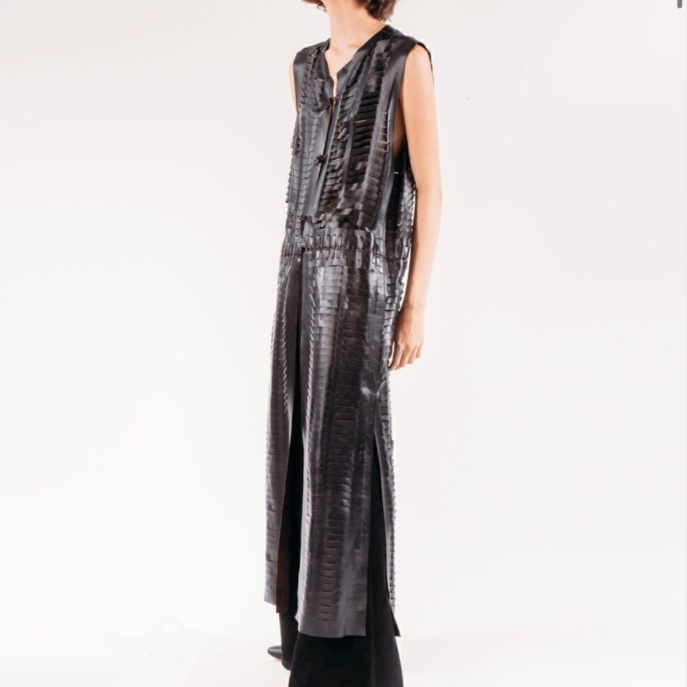 ANDREA LANDA - Sade Maxi-Vest - Picture 2 of 9